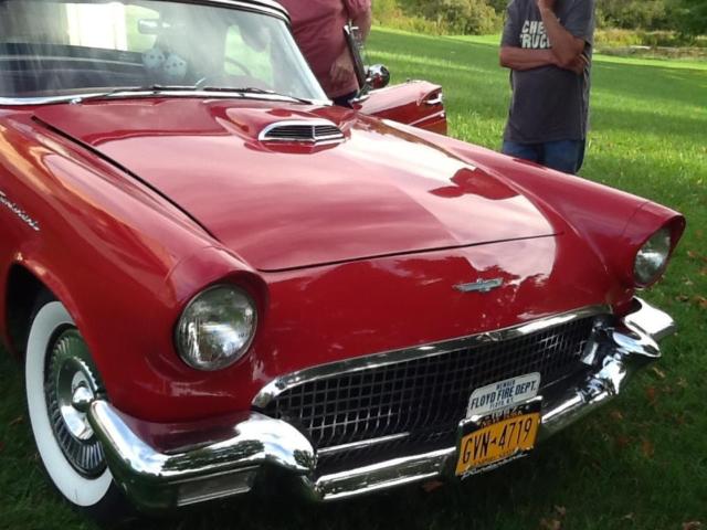 1957 Ford Thunderbird - photo 3