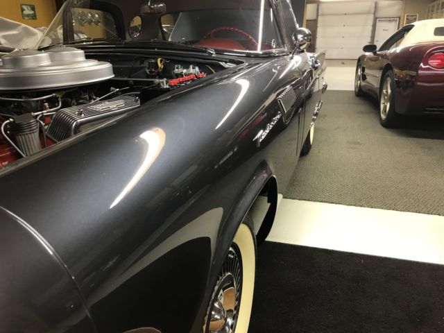 1957 Ford Thunderbird XH - photo 2
