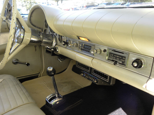 1957 Ford Thunderbird - photo 9