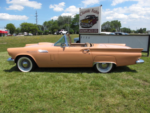 1957 Ford Thunderbird - photo 4