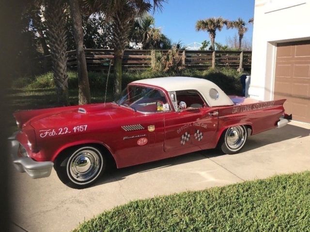 1957 Thunderbird Replica Hot Rod 1957 Ford Thunderbird Red/white