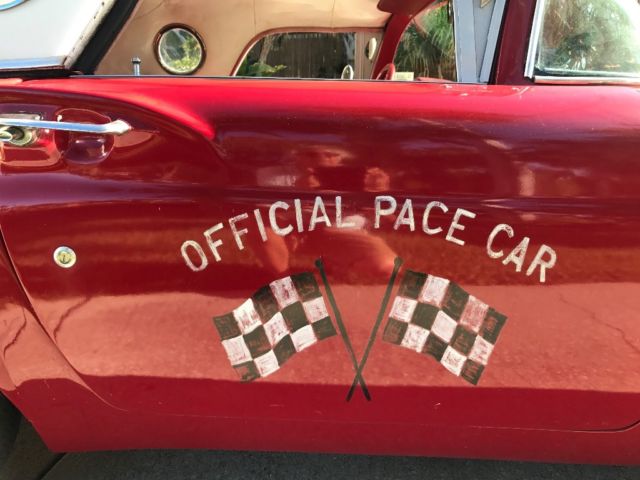 1957 Ford Thunderbird Red/white - photo 10