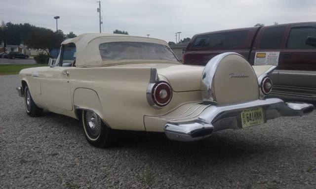 1957 Ford Thunderbird - photo 10