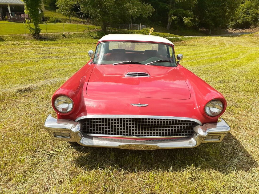 1957 Ford Thunderbird - photo 3