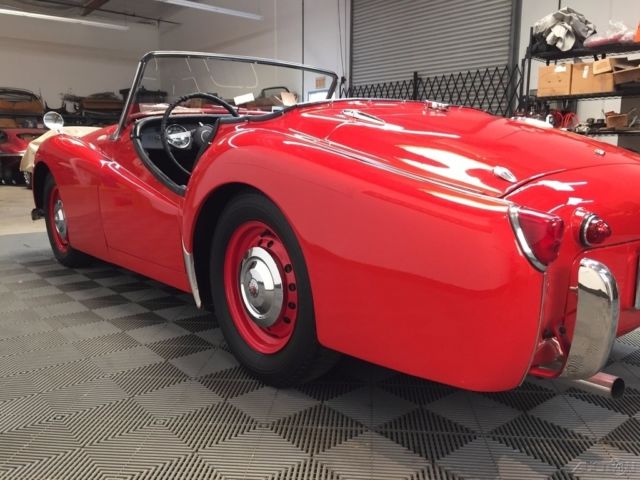 1957 Triumph TR3 Roadster - photo 11