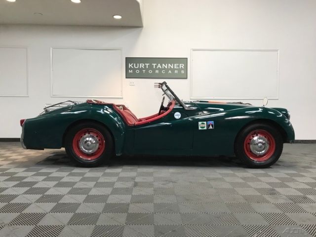 1957 Triumph TR3 SMALL MOUTH. FRONT DISC BRAKES. CHARMING OLD DRIVER. - photo 4