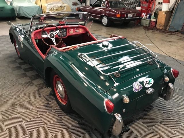 1957 Triumph TR3 SMALL MOUTH. FRONT DISC BRAKES. CHARMING OLD DRIVER. - photo 9