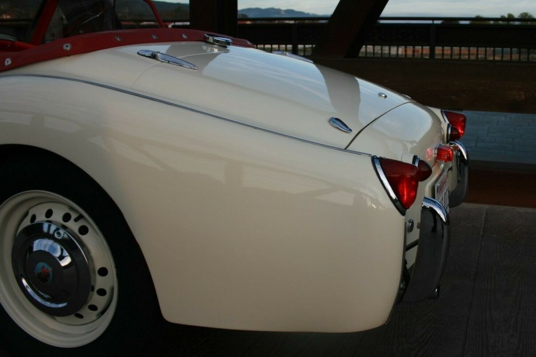1957 Triumph TR3 - photo 7