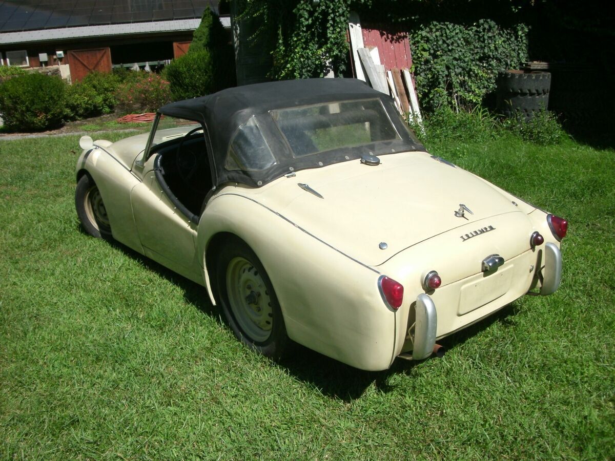 1957 Triumph TR3 - photo 6
