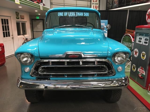 1957 Chevrolet 3600 NAPCO 4X4 - photo 2