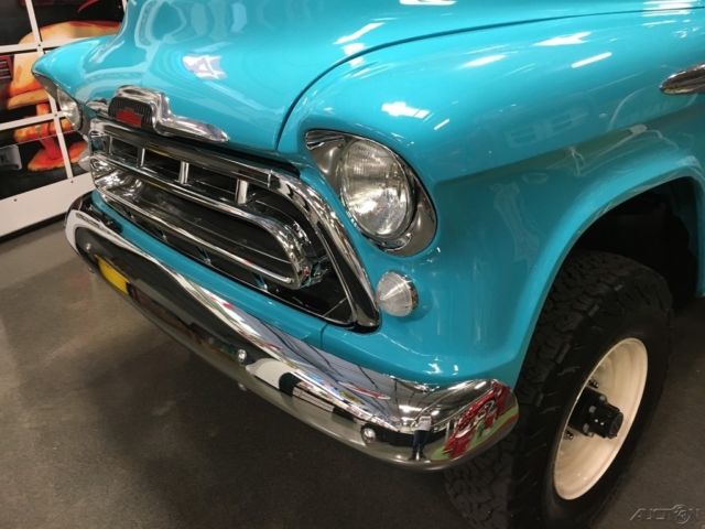 1957 Chevrolet 3600 NAPCO 4X4 - photo 4