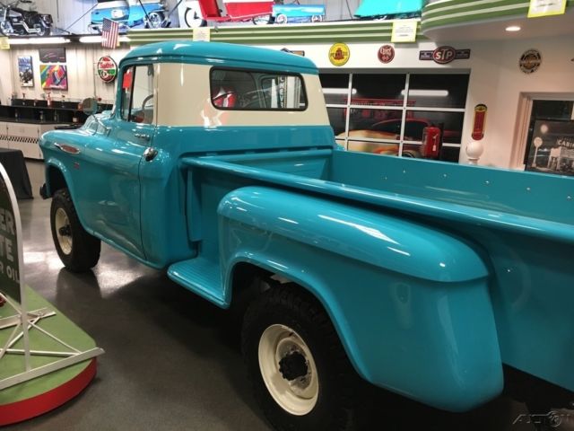 1957 Chevrolet 3600 NAPCO 4X4 - photo 7