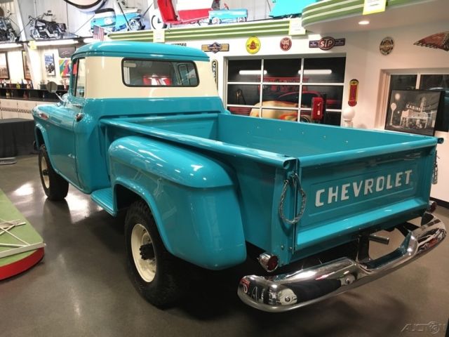 1957 Chevrolet 3600 NAPCO 4X4 - photo 8