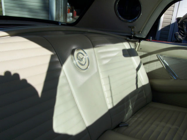 1957 Ford Thunderbird - photo 9