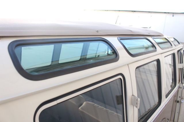 1957 Volkswagen Bus/Vanagon Microbus De Luxe Samba - photo 7