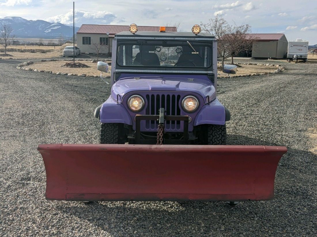 1957 Willys with hardtop and snow plow - photo 3
