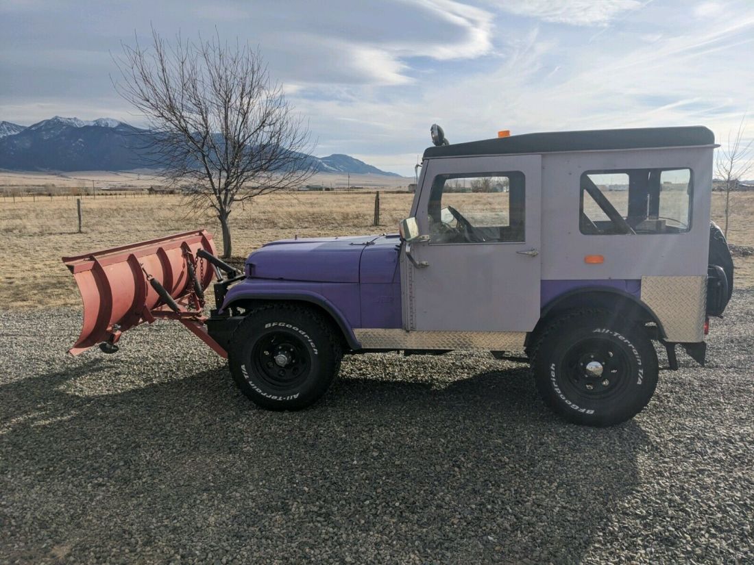 1957 Willys with hardtop and snow plow - photo 9