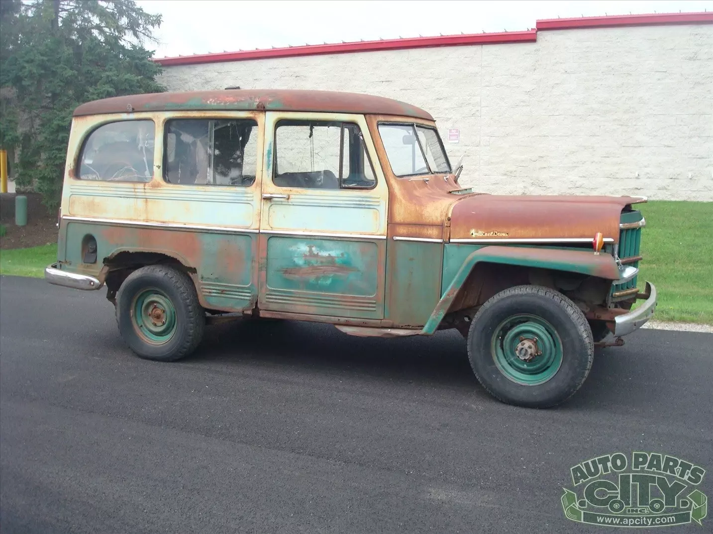 1957 Willys Willys 1957 Willys Willys WE SHIP ! NEEDS WORK ! 1957 WILLYS JEEP WAGON