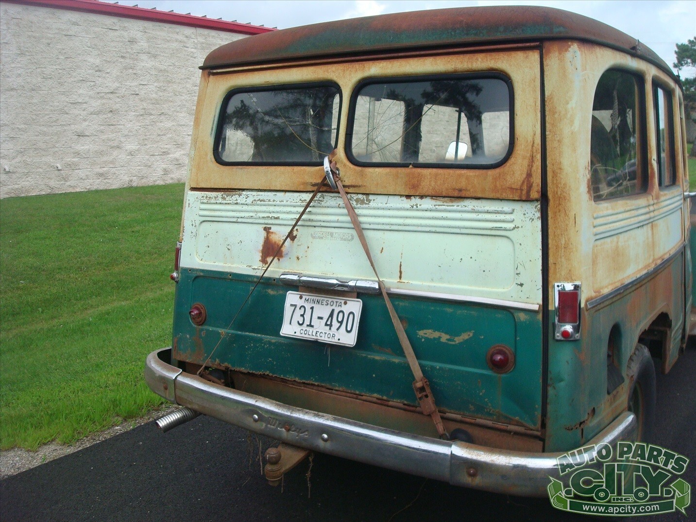 1957 Willys Willys WE SHIP ! NEEDS WORK ! 1957 WILLYS JEEP WAGON - photo 9