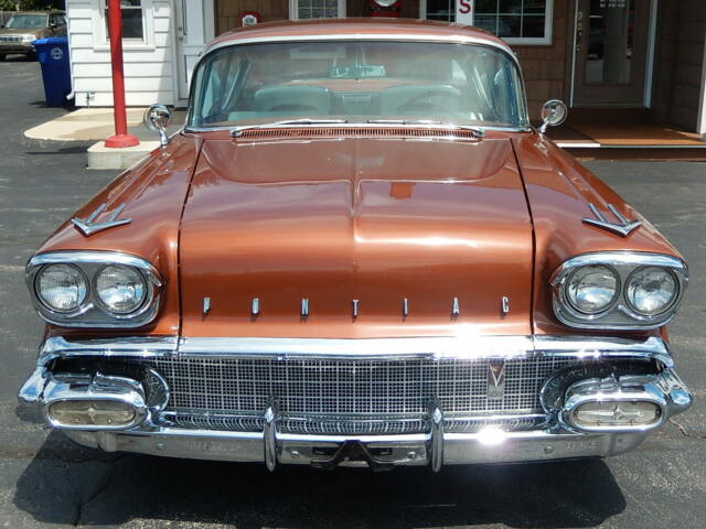 1958 Pontiac Parisienne Sport Coupe - photo 7