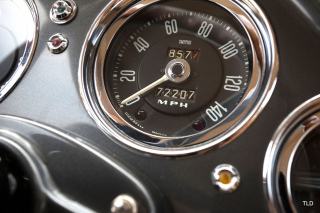 1958 Aston Martin DB 2/4 Mark III - photo 9