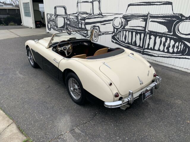 1958 Austin Healey 100-6 2+2 BN4 - photo 6
