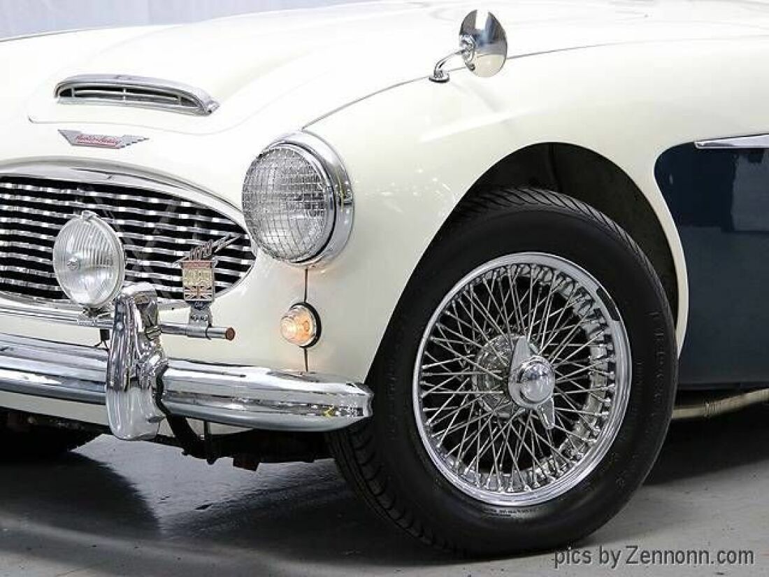 1958 Austin Healey 100-6 BN4 2.6L ST6 convertible - photo 4