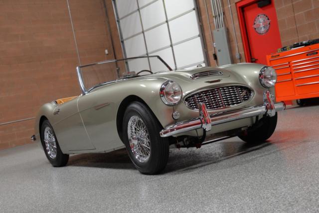 1958 Austin Healey 100-6 BN4 Roadster - photo 2