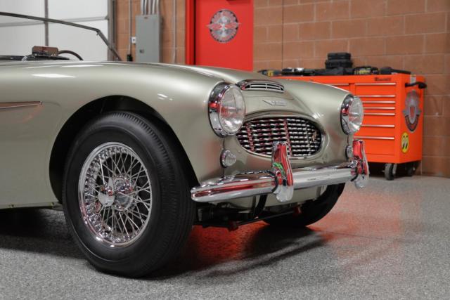 1958 Austin Healey 100-6 BN4 Roadster - photo 5