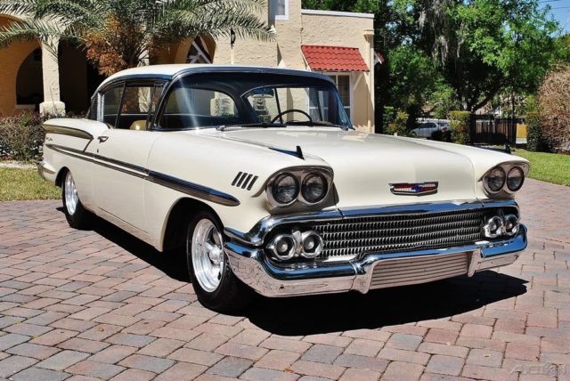 1958 Chevrolet Bel Air/150/210 Hardtop 348 Tri-Power 4-Speed - photo 2