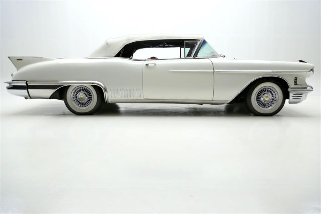 1958 Cadillac Eldorado Biarritz Convertible - photo 4
