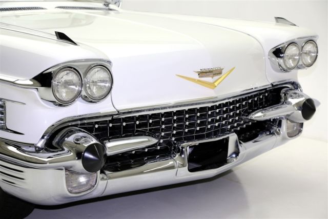 1958 Cadillac Eldorado Biarritz Convertible - photo 7