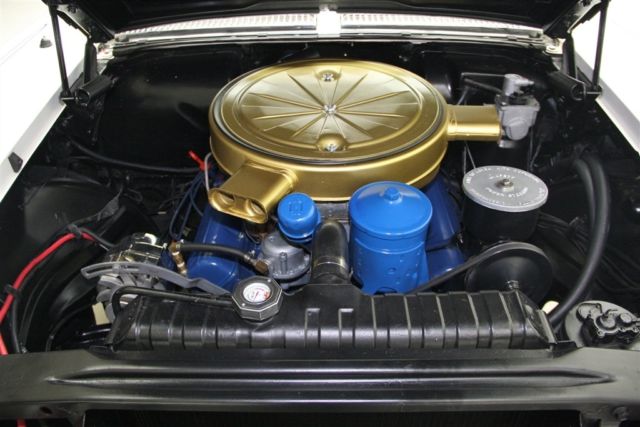 1958 Cadillac Eldorado Biarritz Convertible - photo 9