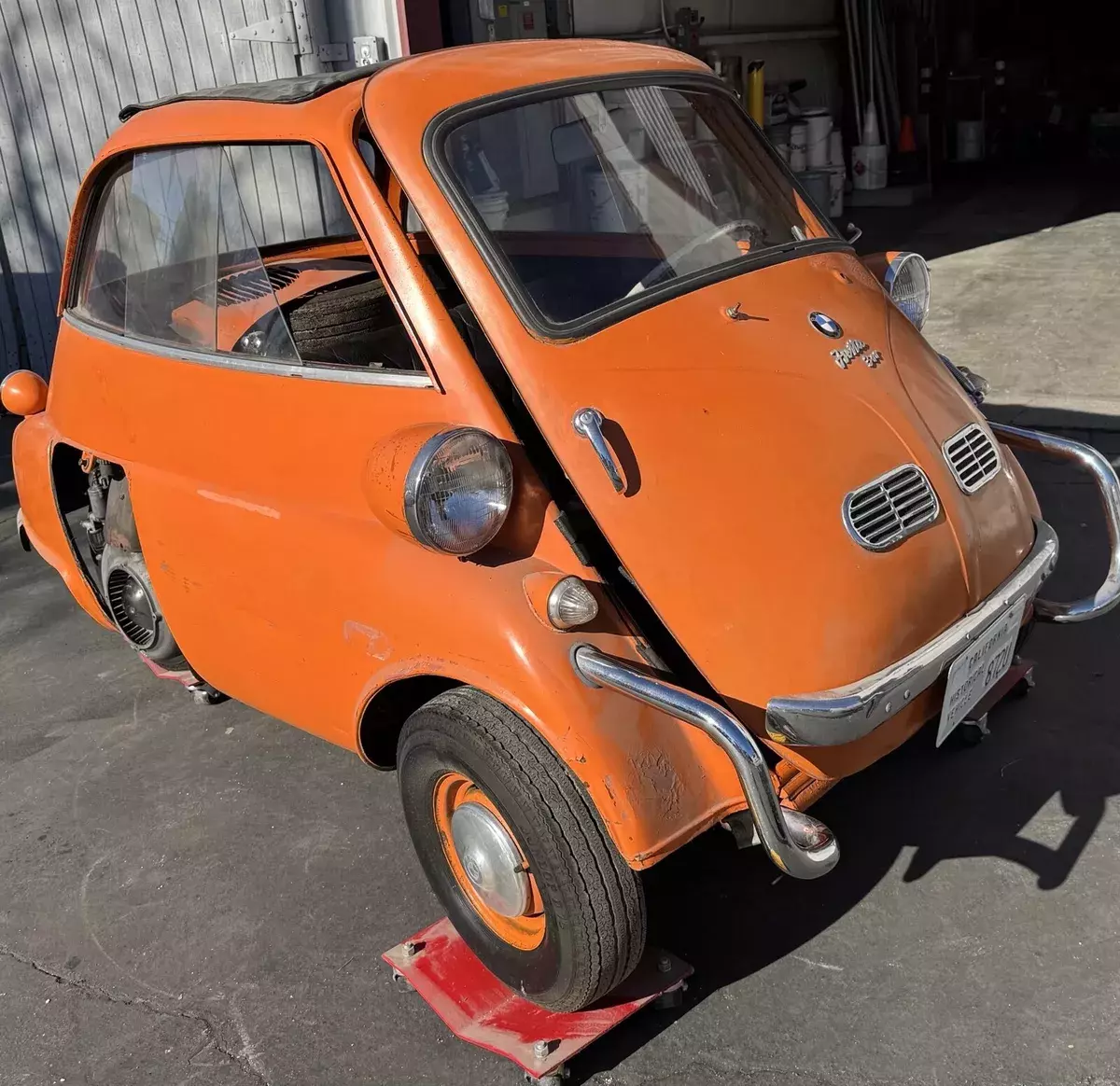 1958 BMW Isetta Orange 1958 BMW Isetta