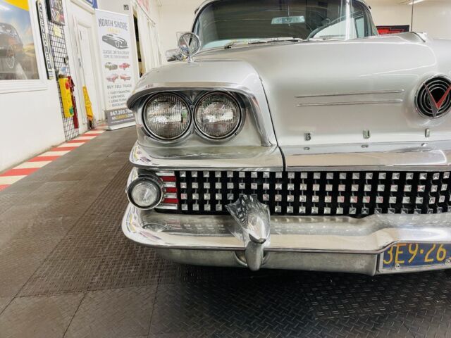 1958 Buick Limited - VERY RARE - 4 DOOR HARDTOP - SEE VIDEO - photo 8