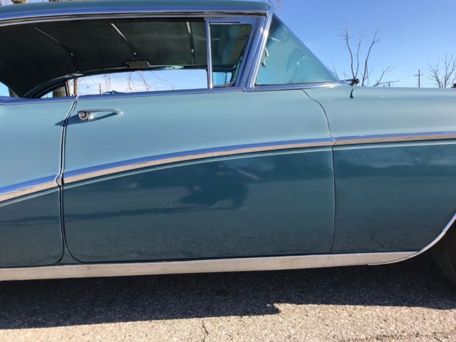 1958 Buick Roadmaster - photo 2