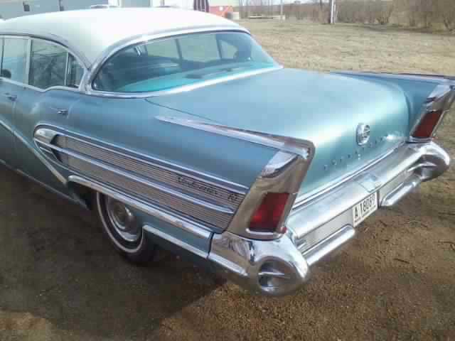 1958 Buick Roadmaster - photo 4