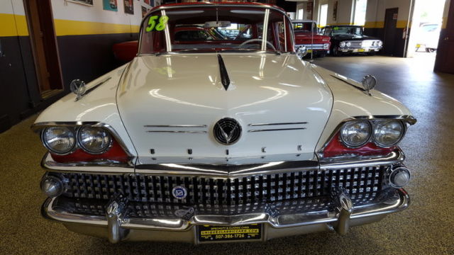 1958 Buick Special Estate Wagon - photo 3