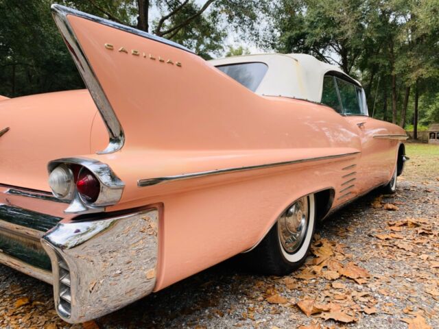 1958 Cadillac Convertible - photo 11