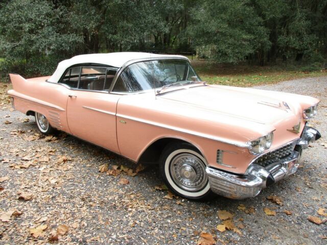 1958 Cadillac Convertible - photo 6