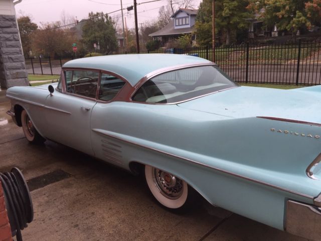 1958 Cadillac DeVille - photo 3