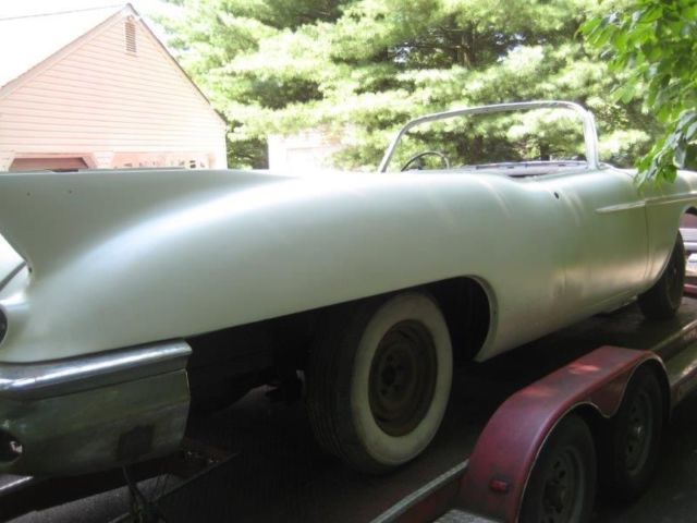 1958 Cadillac Eldorado Biarritz Convertible - photo 7