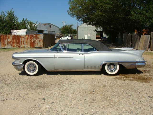 1958 Cadillac Eldorado BIARRITZ - photo 2