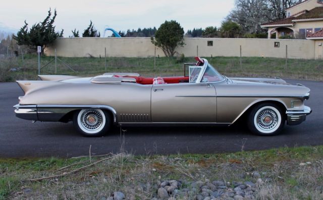 1958 Cadillac Eldorado Biarritz - photo 4
