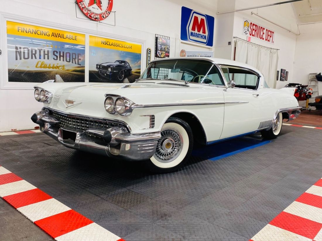 1958 Cadillac Eldorado - SEVILLE COUPE - VERY CLEAN BODY - NICE PAINT - S - photo 2