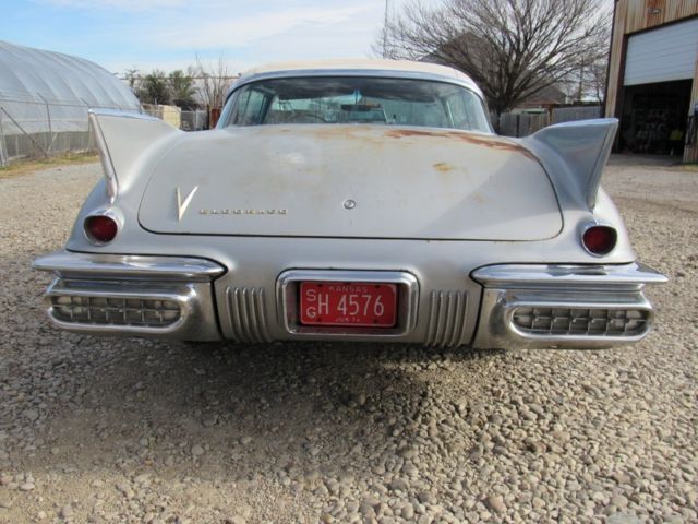 1958 Cadillac Eldorado SEVILLE - photo 2