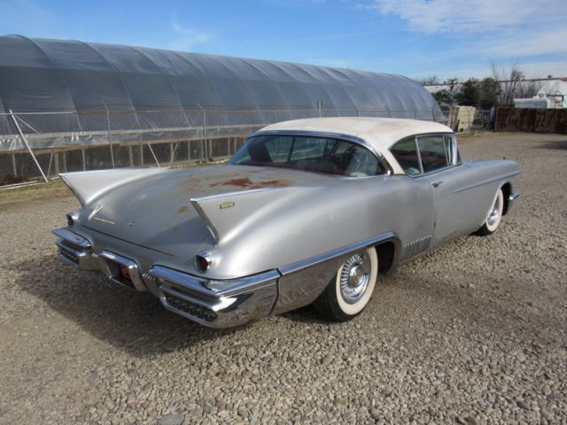 1958 Cadillac Eldorado SEVILLE - photo 3