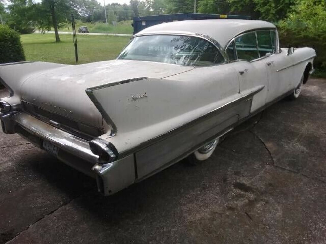 1958 Cadillac Fleetwood - photo 2