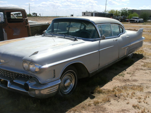 1958 Cadillac Fleetwood - photo 2