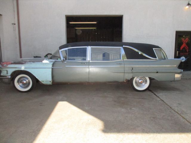 1958 Cadillac Fleetwood TUXEDO BLACK - photo 2